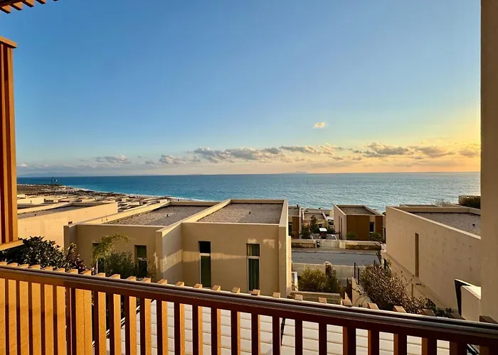 Coast, 1 Bedroom Sea View Appartement *