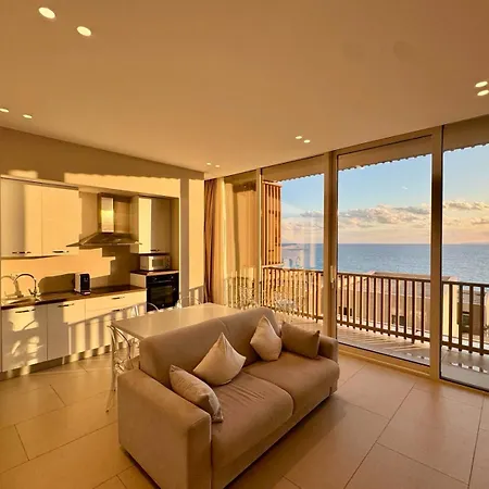 Coast, 1 Bedroom Sea View Lejlighed Palasë